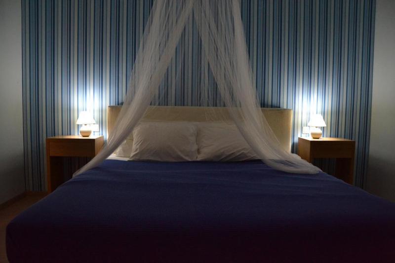 Valente Perlia Rooms Poros Town Екстериор снимка